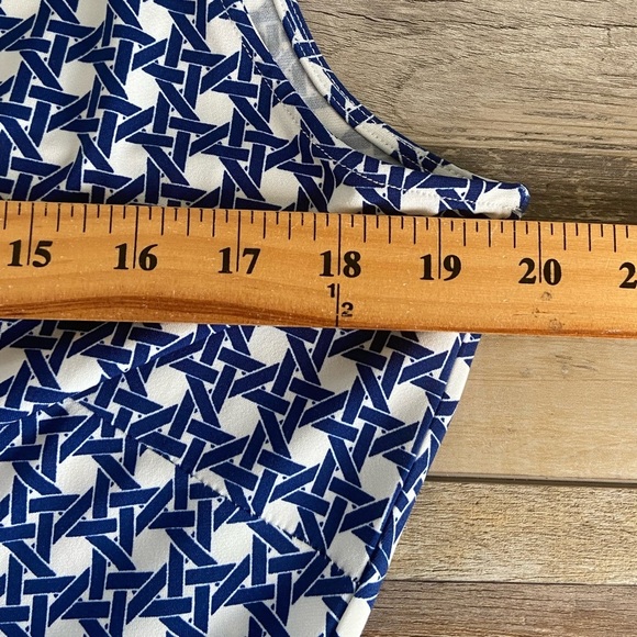 Leota Cindy Faux Wrap Soft Knit Midi Dress Size M Blue White Chain Print V-Neck - Picture 8 of 13